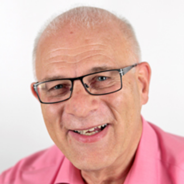  Dieter Spang